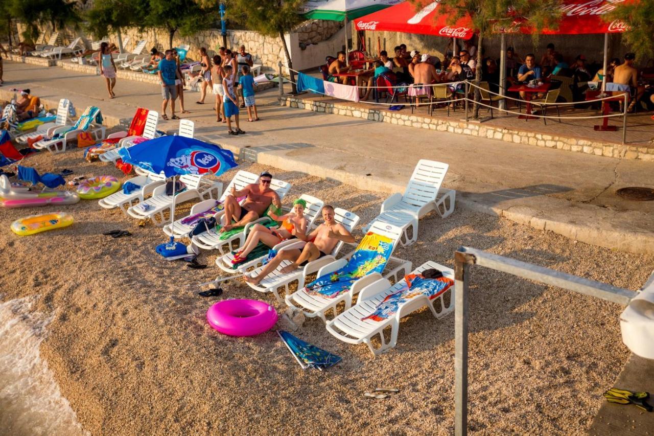 Butique Maris Daire Komarna Dış mekan fotoğraf